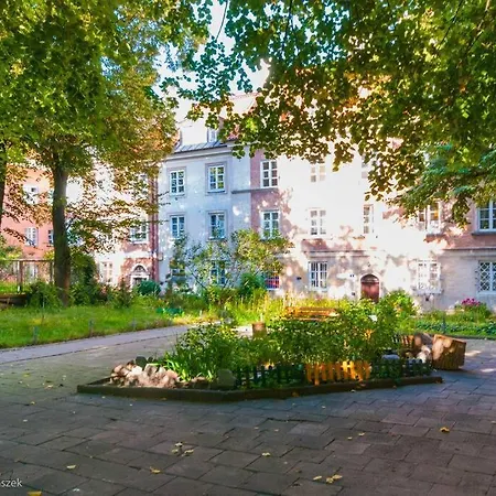 Apartment Gorgeous Historic Tenement Apt. - New Town Square! Warsaw